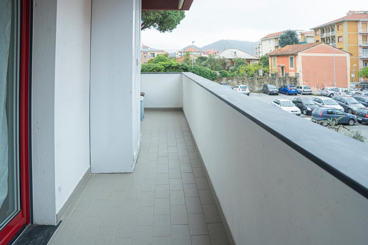 026 - Casa Maele 100 Metri Dalla Spiaggia, Centrale 세스트리레반떼 외부 사진